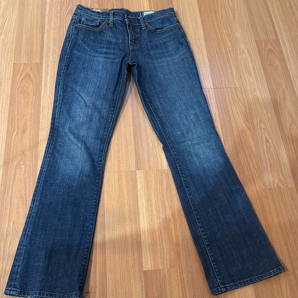 Classic& effortlessly stylish, flattering fit with a stretchy,comfort. Durable - Picture 2 of 7